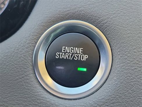 Used 2023 Cadillac XT5 Premium Luxury image 19