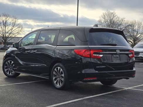 Certified 2024 Honda Odyssey EX-L image 16