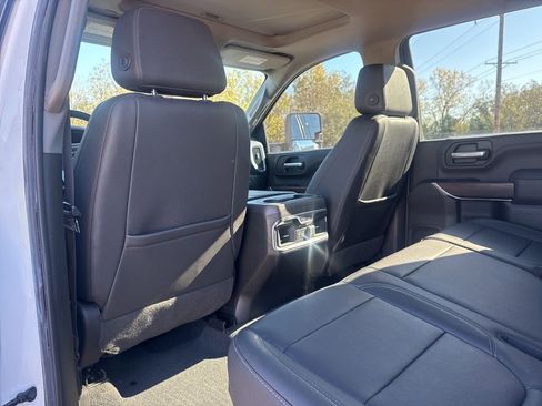 Used 2023 GMC Sierra 2500 SLT w/ SLT Premium Package image 36