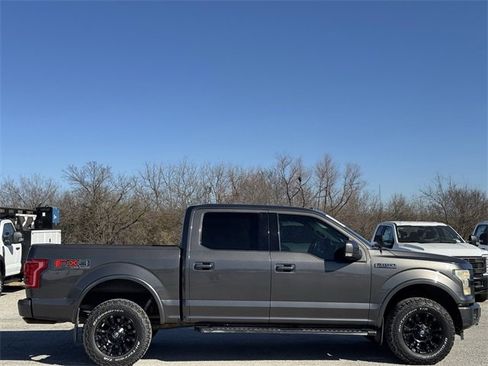 Used 2015 Ford F150 Lariat image 4