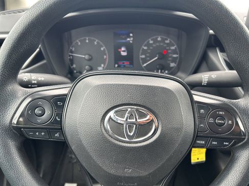 Used 2024 Toyota Corolla LE image 8