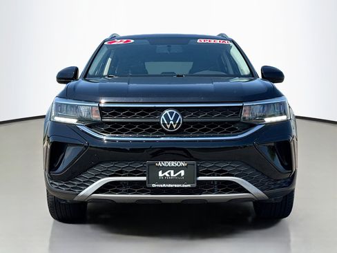 Used 2022 Volkswagen Taos SE AWD/4WD image 16