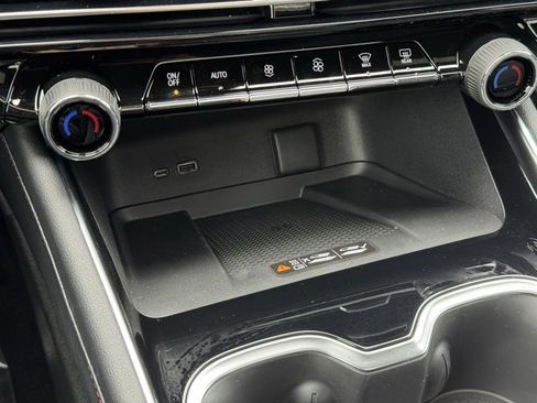 New 2026 Chevrolet Traverse Z71 w/ Driver Confidence Package image 16