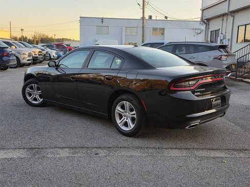 Used 2020 Dodge Charger SXT image 5