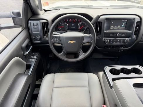 Used 2018 Chevrolet Silverado 2500 W/T RWD image 25