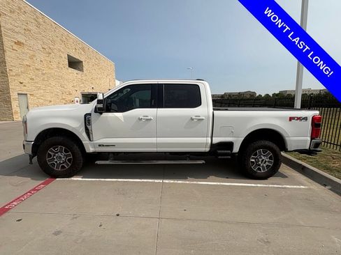 Used 2023 Ford F250 Lariat w/ Lariat Ultimate Package AWD/4WD image 2