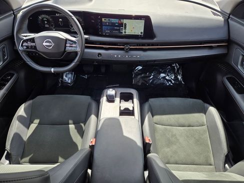 Used 2024 Nissan Ariya AWD image 14