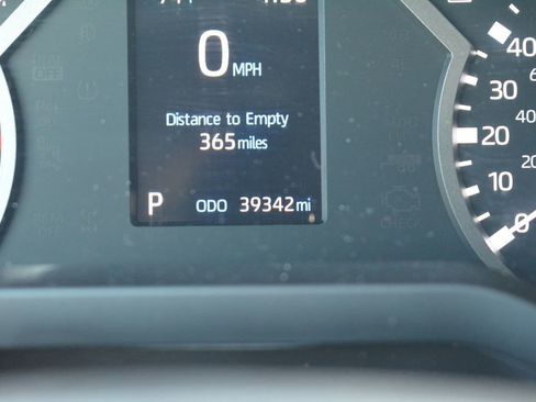 Used 2023 Toyota Tundra SR5 w/ SR5 Convenience Package AWD/4WD image 13