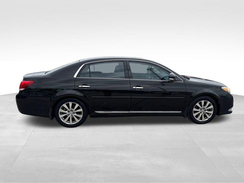 Used 2011 Toyota Avalon Limited FWD image 7