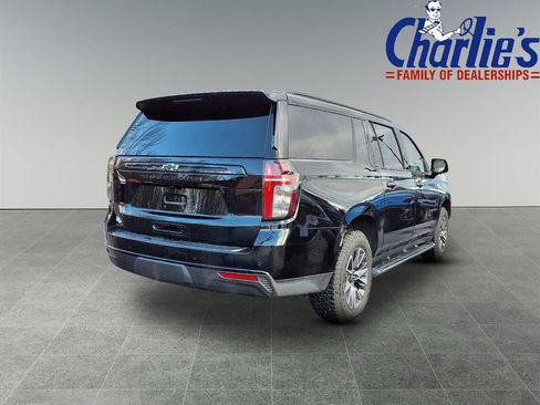 Used 2024 Chevrolet Suburban Z71 w/ Luxury Package image 4