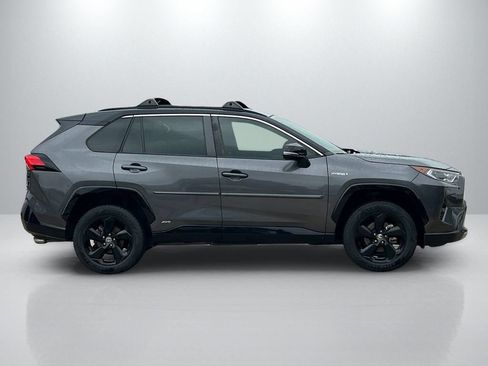 Used 2021 Toyota RAV4 XSE AWD/4WD image 4