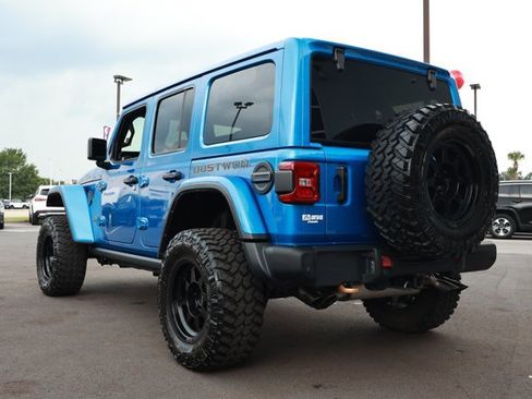 Used 2023 Jeep Wrangler Unlimited Rubicon 392 w/ Trailer Tow Package AWD/4WD image 10