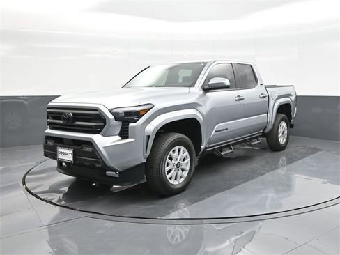 New 2025 Toyota Tacoma SR5 image 34