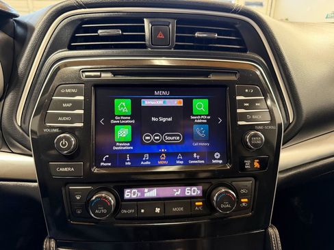 Used 2019 Nissan Maxima 3.5 SV w/ Floor Mat Group FWD image 18