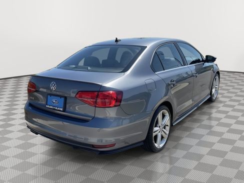 Used 2017 Volkswagen Jetta GLI FWD image 14