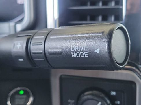 Used 2022 Ford F350 Platinum w/ Tremor Off-Road Package AWD/4WD image 12
