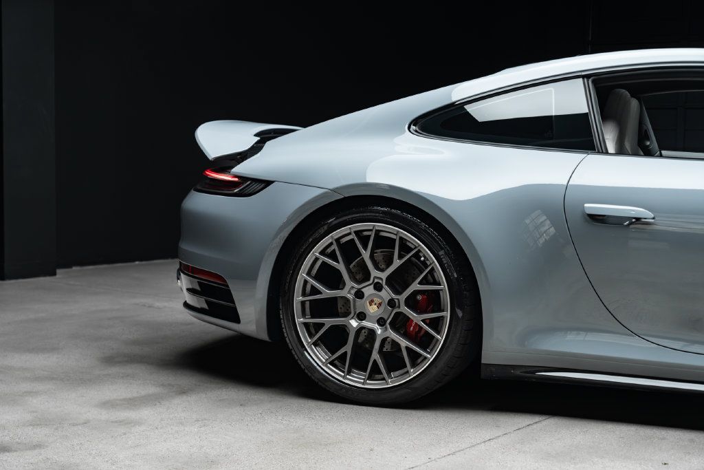 Used 2024 Porsche 911 Carrera S RWD image 13