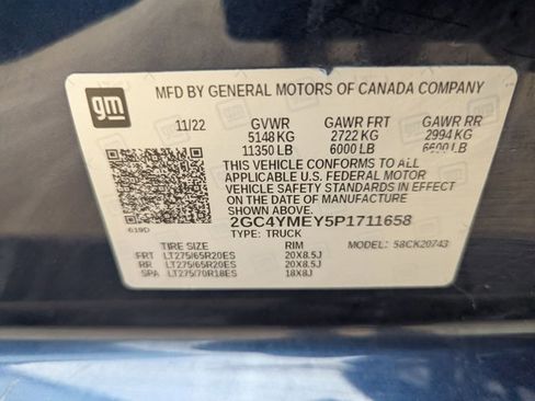 Used 2023 Chevrolet Silverado 2500 Custom w/ Custom Value Package image 22