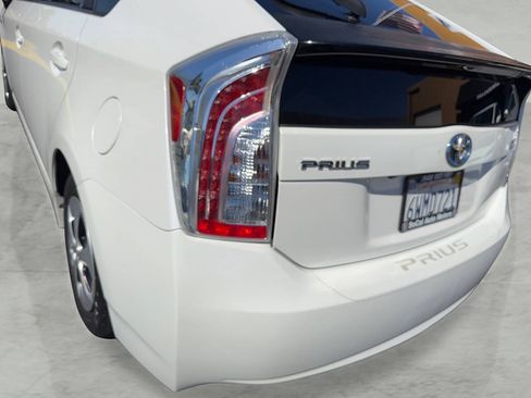 Used 2012 Toyota Prius Four FWD image 26
