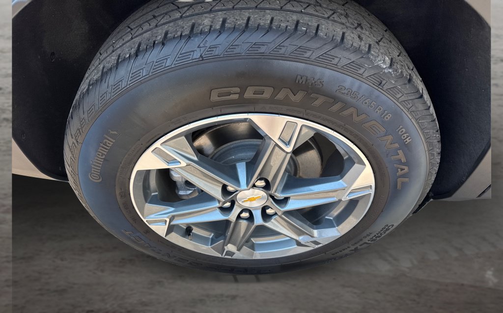 Used 2025 Chevrolet Blazer LT AWD/4WD image 18