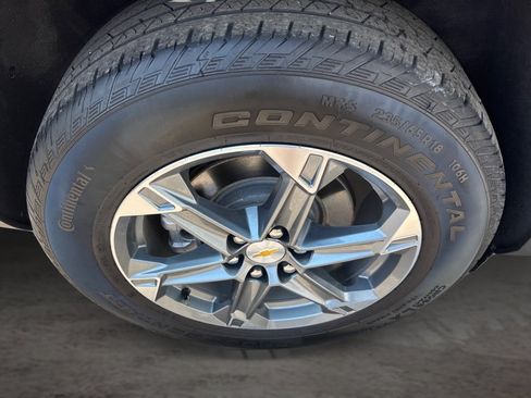 Used 2025 Chevrolet Blazer LT AWD/4WD image 18