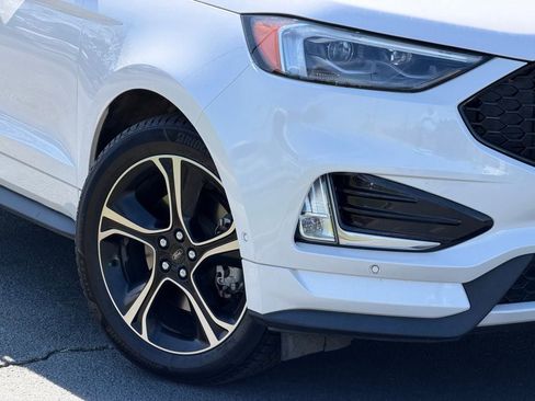 Used 2019 Ford Edge ST w/ Equipment Group 401A image 8