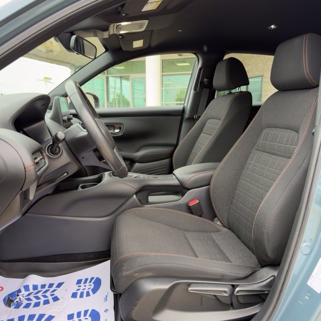 Used 2024 Honda HR-V Sport image 11