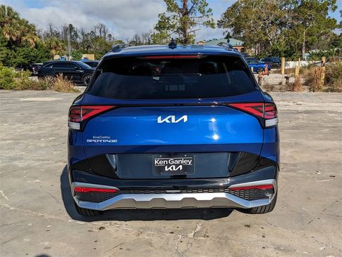 Certified 2023 Kia Sportage SX image 8