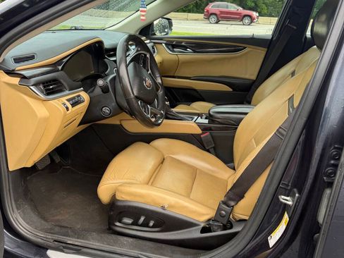 Used 2013 Cadillac XTS Premium w/ Driver Assist Package AWD/4WD image 9