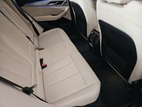 Used 2024 BMW X3 xDrive30i w/ Premium Package AWD/4WD image 4