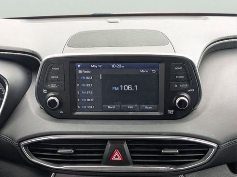 Used 2020 Hyundai Santa Fe SE FWD image 16
