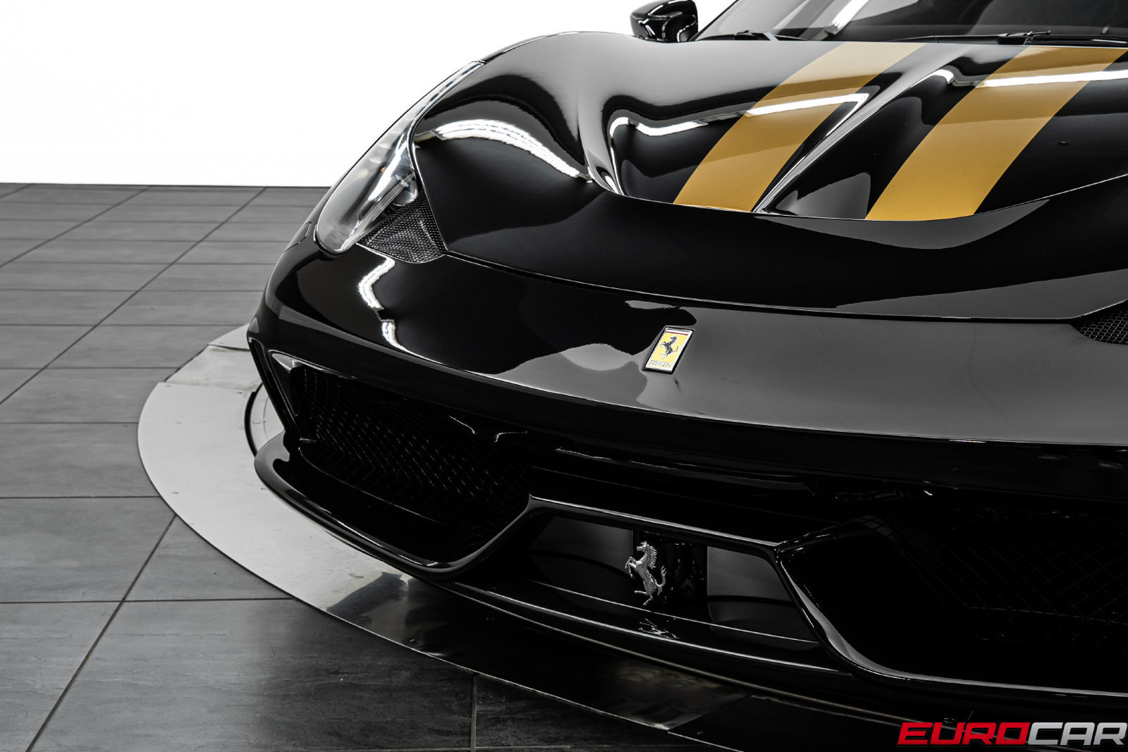 Used 2015 Ferrari 458 Speciale Coupe RWD image 12