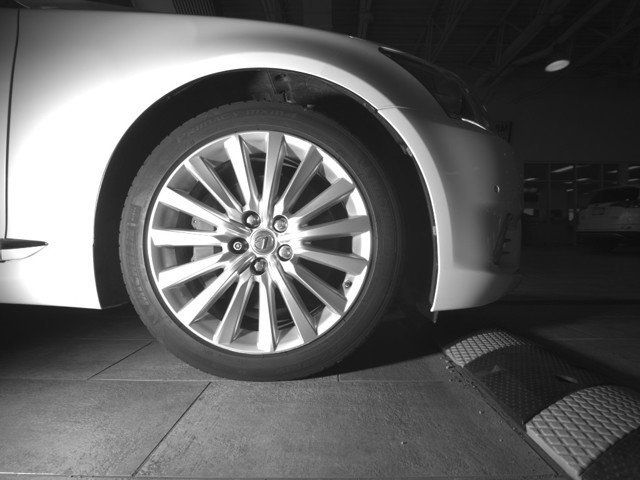 Used 2013 Lexus LS 460 AWD w/ Comfort Pkg image 7