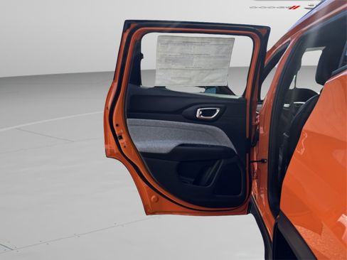 New 2026 Jeep Compass Latitude image 24