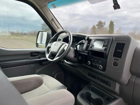 Used 2018 Nissan NV 1500 S image 12