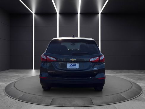 Used 2021 Chevrolet Equinox LS image 5