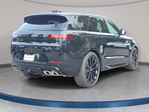 New 2025 Land Rover Range Rover Sport Dynamic SE AWD/4WD image 5