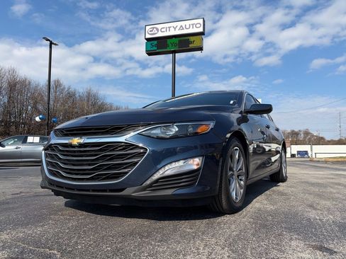 Used 2022 Chevrolet Malibu LT image 3