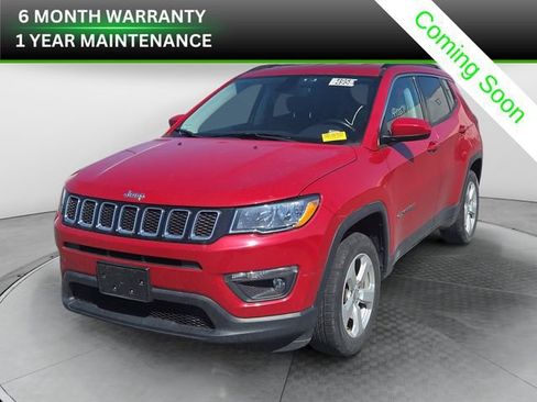 Used 2019 Jeep Compass Latitude AWD/4WD image 1