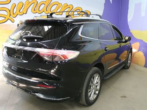 Used 2022 Buick Enclave Avenir w/ Avenir Technology Package AWD/4WD image 8