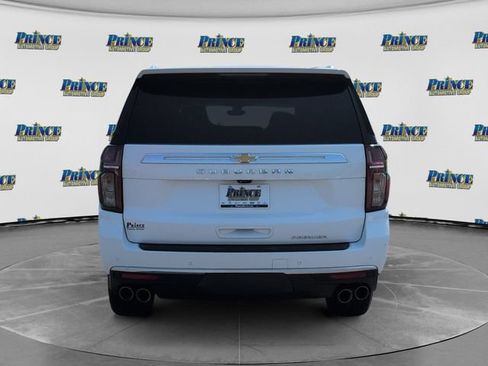 Used 2022 Chevrolet Suburban Premier w/ Premium Package RWD image 10