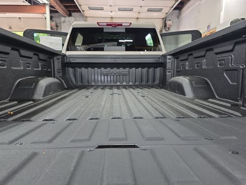 New 2026 GMC Sierra 3500 AT4 w/ Technology Package AWD/4WD image 12