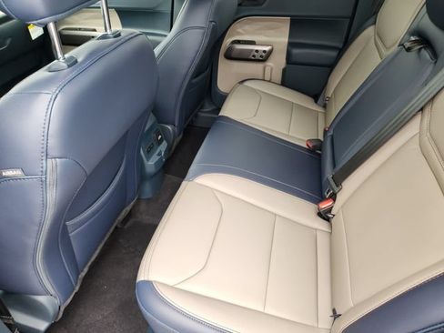 New 2026 Ford Maverick Lariat w/ 4K Tow Package AWD/4WD image 30