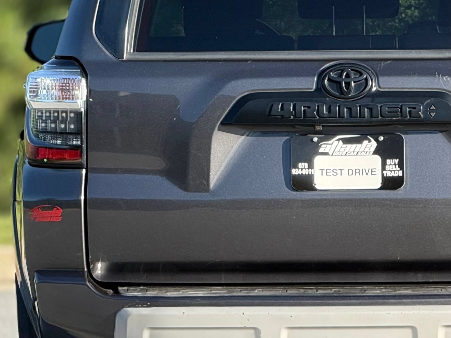 Used 2020 Toyota 4Runner TRD Off-Road Premium AWD/4WD image 16