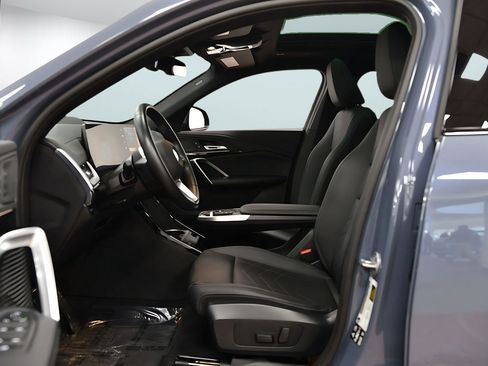 Used 2025 BMW X2 xDrive28i image 24