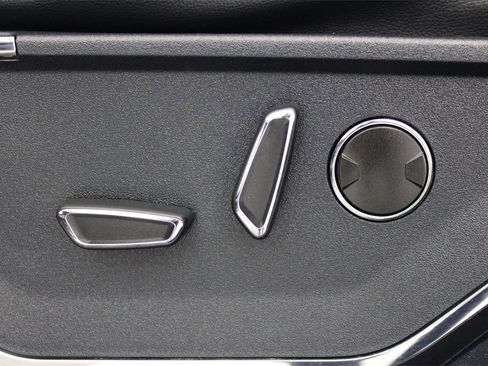 Used 2021 Ford F150 Lariat w/ Equipment Group 502A High image 24