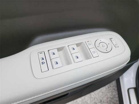 New 2025 Hyundai Santa Fe Calligraphy image 16