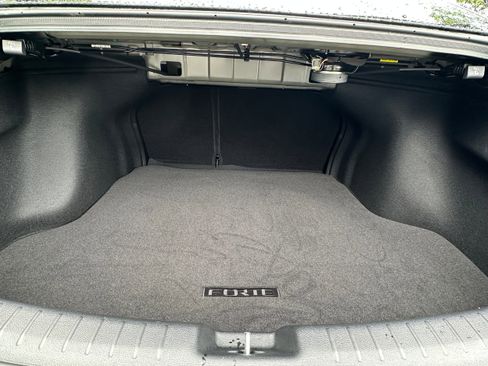 Used 2022 Kia Forte GT-Line w/ GT-Line Premium Package image 12