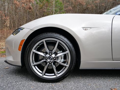 Used 2022 MAZDA MX-5 Miata Grand Touring image 38