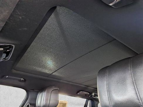 Used 2020 Land Rover Range Rover Long Wheelbase HSE image 18